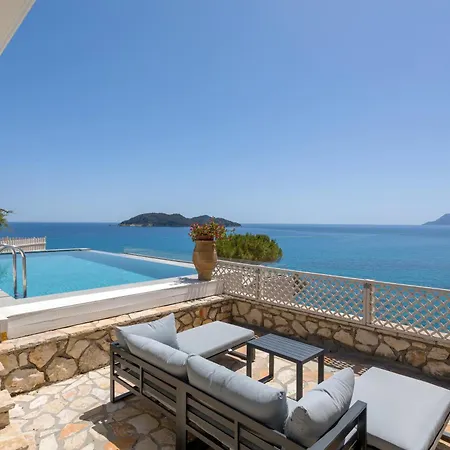 Azzure Vista Villa *